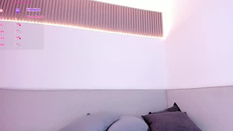 Carolina   online show from 11/15/25, 12:45