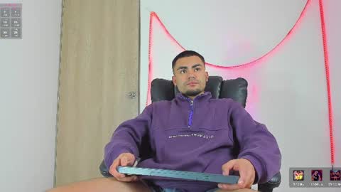 Snapshot of kalivan_voinesscu chatting on 06/19/26, 07:34 K A L I online show from 06/19/26, 07:34