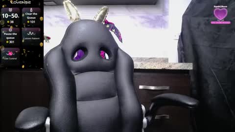 Alisha online show from 03/03/25, 10:06