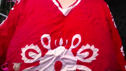 Alisha online show from 09/19/25, 10:05