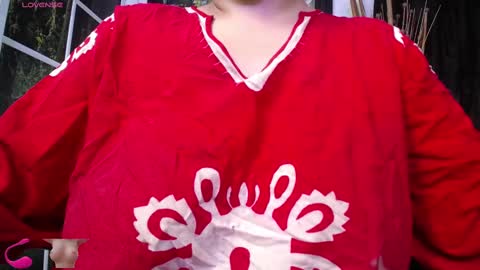 Alisha online show from 09/22/25, 10:06