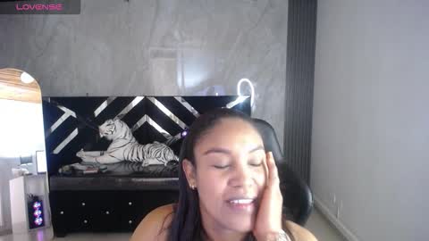 Snapshot of kamala_a chatting on 10/12/25, 01:21 Kamala. Live 2100 - 600 online show from 10/12/25, 01:21