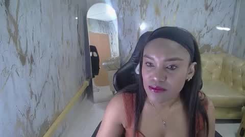 Snapshot of kamala_a chatting on 10/27/25, 03:10 Kamala. Live 2100 - 600 online show from 10/27/25, 03:10