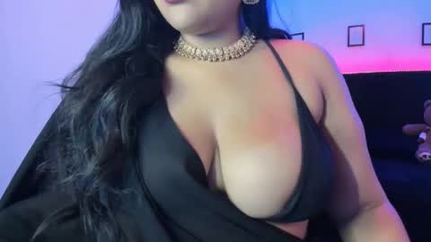 Snapshot of kamala_khan_tx chatting on 03/14/26, 02:11 Online 800 to 1400 online show from 03/14/26, 02:11
