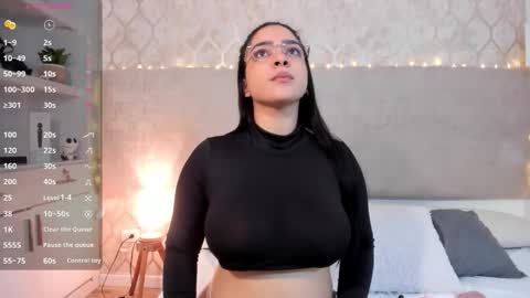 Snapshot of kamilabetancourt chatting on 10/11/25, 11:53 Kamila Betancourt online show from 10/11/25, 11:53