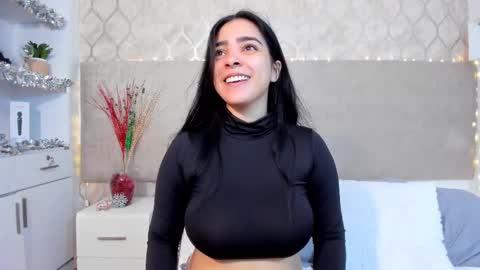 Snapshot of kamilabetancourt chatting on 12/03/25, 01:20 Kamila Betancourt online show from 12/03/25, 01:20