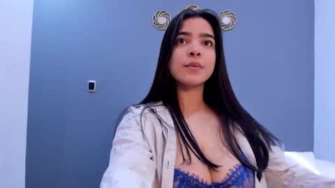 Kamila Betancourt online show from 06/04/26, 01:39
