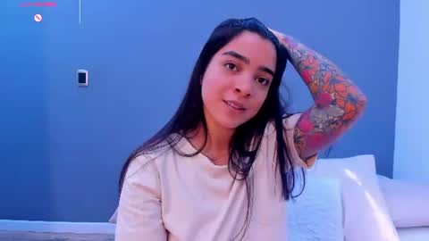 Kamila Betancourt online show from 06/12/26, 01:54