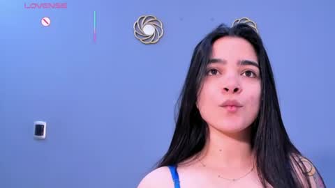 Kamila Betancourt online show from 06/24/26, 12:04