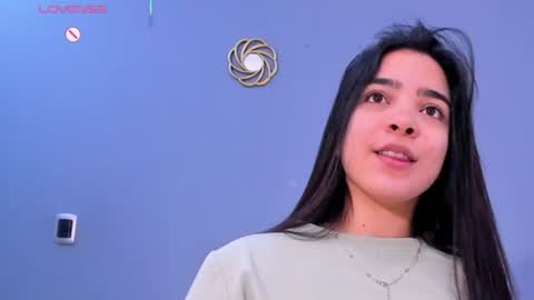 Kamila Betancourt online show from 06/25/26, 12:31