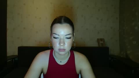 Camilla online show from 09/17/25, 07:21