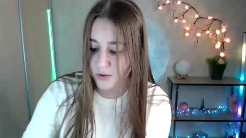 kamilla_love_ online show from 05/06/26, 12:43