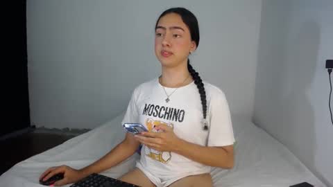 Snapshot of kammi_candy chatting on 03/14/26, 01:44 -- kammi -- online show from 03/14/26, 01:44