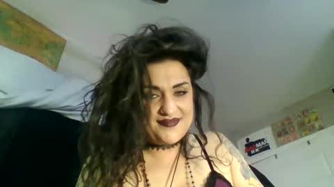 kandirain online show from 11/04/25, 11:09