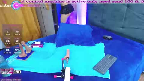 Snapshot of kandy_bellerose chatting on 11/09/25, 11:47 Lazily zoe online show from 11/09/25, 11:47