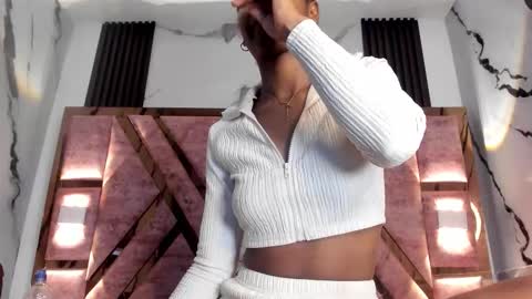 Kandy online show from 12/19/25, 01:56
