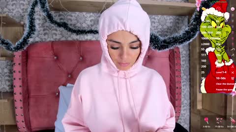 hello  Im Danni online show from 12/30/24, 08:32