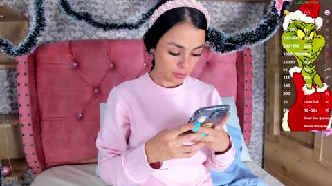 hello  Im Danni online show from 12/31/24, 02:40