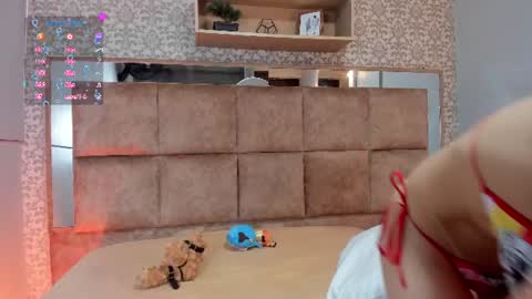 hello  Im Danni online show from 06/20/26, 12:08