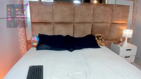 hello  Im Danni online show from 06/27/26, 12:22