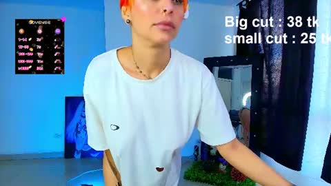 hello  Im Danni online show from 07/20/26, 12:29