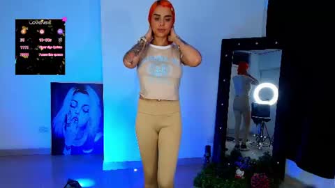 hello  Im Danni online show from 07/25/26, 01:04