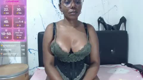 Paola online show from 03/10/26, 05:12