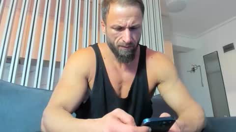 Snapshot of kanegriffin26 chatting on 10/20/25, 03:01 Kane OF strongkane online show from 10/20/25, 03:01