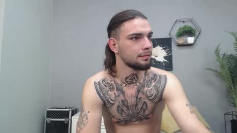 Snapshot of kanehunter chatting on 12/04/25, 09:45 Kane online show from 12/04/25, 09:45