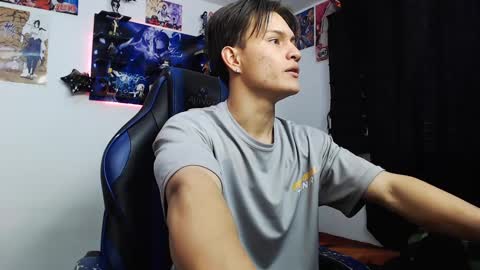 Snapshot of kanekixxxhot chatting on 10/03/25, 04:26 andres online show from 10/03/25, 04:26