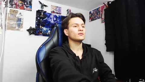 Snapshot of kanekixxxhot chatting on 10/06/25, 12:57 andres online show from 10/06/25, 12:57