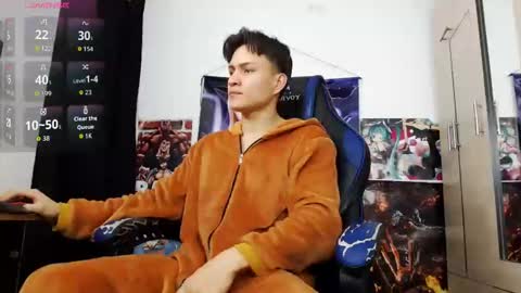 Snapshot of kanekixxxhot chatting on 03/27/26, 10:37 andres online show from 03/27/26, 10:37