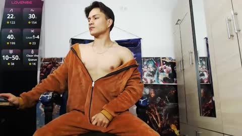 Snapshot of kanekixxxhot chatting on 04/11/26, 12:31 andres online show from 04/11/26, 12:31