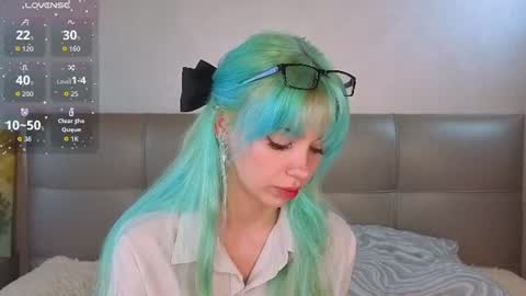 Snapshot of kaneshacornick chatting on 06/10/26, 03:07 Alice online show from 06/10/26, 03:07
