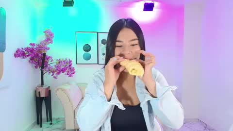 Kaori online show from 09/23/25, 12:19