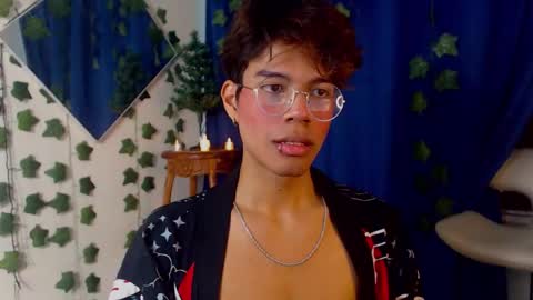 Kaori Matsui online show from 11/22/25, 02:32