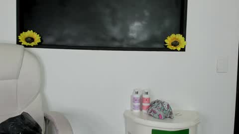 kaoryy_1 online show from 06/06/26, 11:26