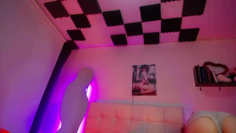 Snapshot of kaoz_33 chatting on 03/01/25, 07:48 kaoz_33 online show from 03/01/25, 07:48