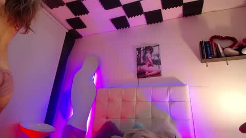 Snapshot of kaoz_33 chatting on 03/02/25, 11:20 kaoz_33 online show from 03/02/25, 11:20