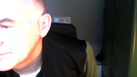 Robbie online show from 12/18/24, 03:00