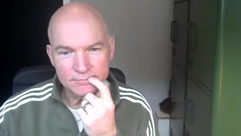 Robbie online show from 12/21/24, 12:49