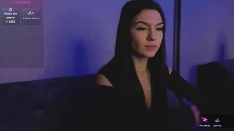 Snapshot of kara_life chatting on 10/20/25, 12:55 kara_life online show from 10/20/25, 12:55