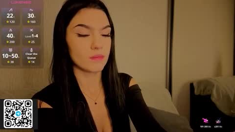 Snapshot of kara_life chatting on 11/17/25, 01:22 kara_life online show from 11/17/25, 01:22