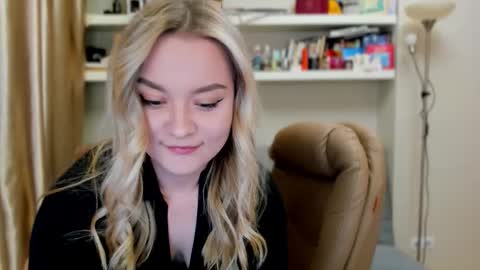 Kara. Off from 15th till 24th of December online show from 10/11/25, 09:24