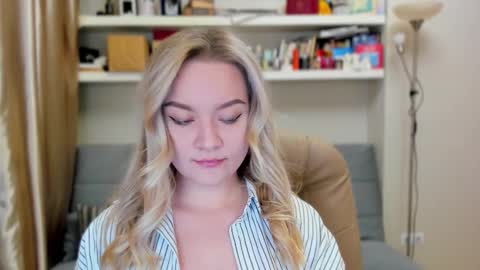 Kara. Off from 15th till 24th of December online show from 10/12/25, 10:42