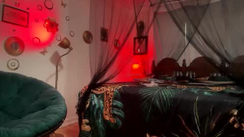 Snapshot of karamelkandy69 chatting on 02/16/25, 08:55 Karamelkandy69 online show from 02/16/25, 08:55