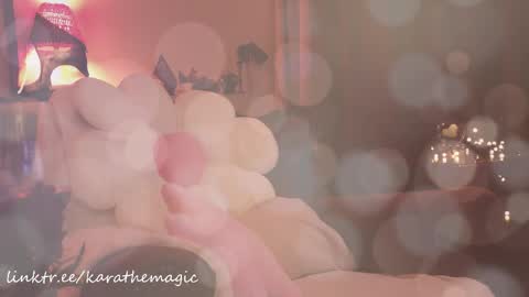 Snapshot of karathemagic chatting on 05/31/26, 03:19 I am here around 5am GMT karathemagic online show from 05/31/26, 03:19