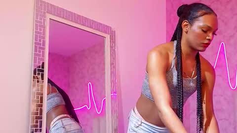 Snapshot of kardycastle7 chatting on 11/15/25, 12:56 Kardy online show from 11/15/25, 12:56