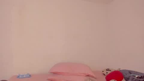 Snapshot of karely_laurent chatting on 05/31/26, 01:58 karely_laurent online show from 05/31/26, 01:58