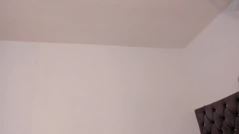 Snapshot of karely_laurent chatting on 06/05/26, 08:14 karely_laurent online show from 06/05/26, 08:14